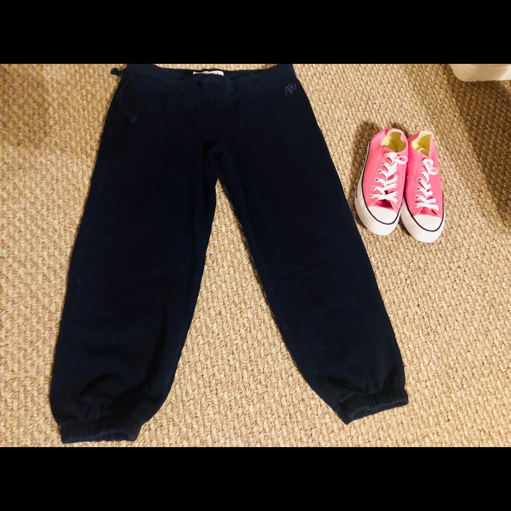 Aeropostale Cropped Sweatpants
